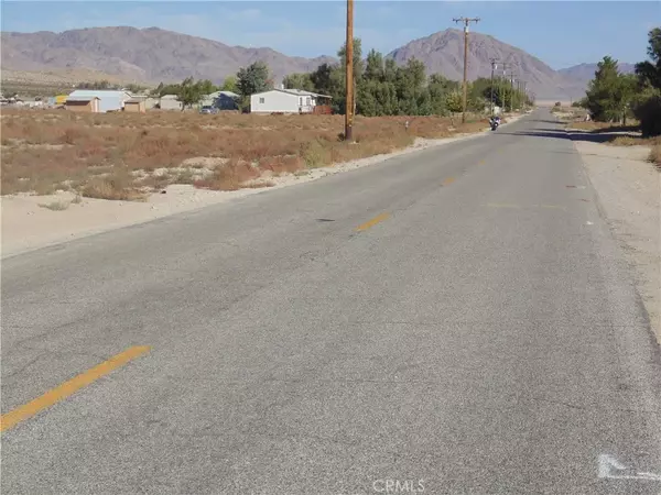 Lucerne Valley, CA 92356,10650 KENDALL