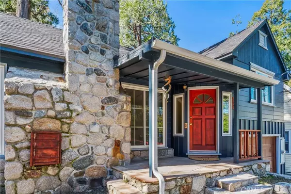 Crestline, CA 92325,744 Rocky Loop