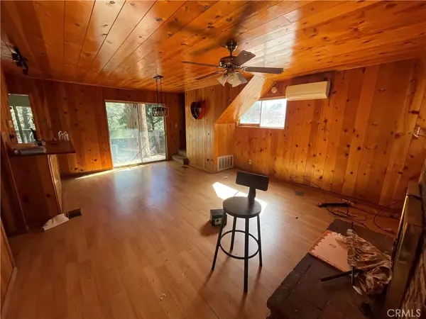 Crestline, CA 92325,23808 Wildwood Lane