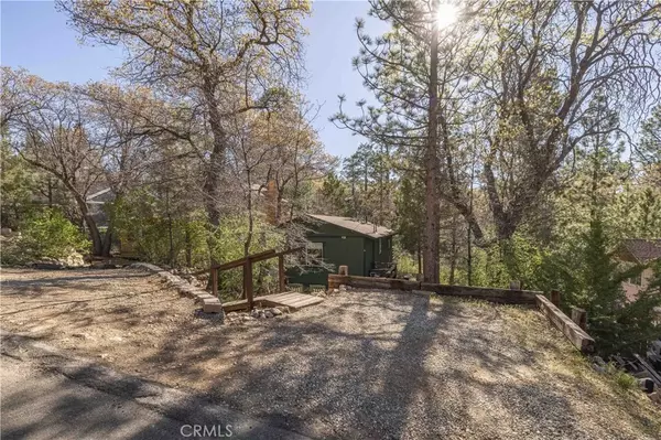 844 Moreno Lane, Sugarloaf, CA 92386