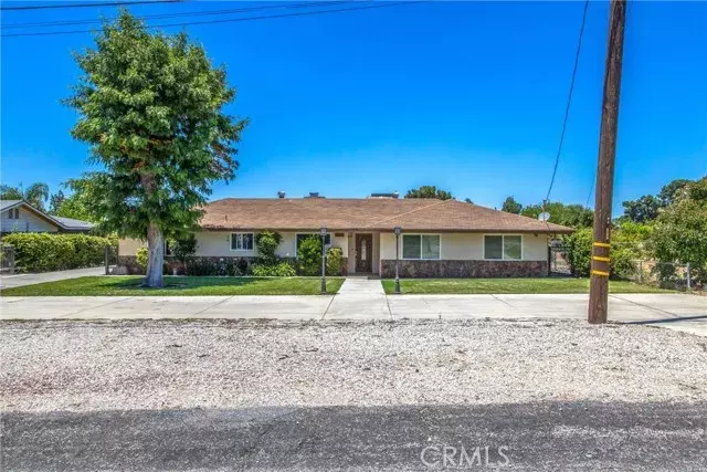10205 Live Oak Avenue, Cherry Valley, CA 92223