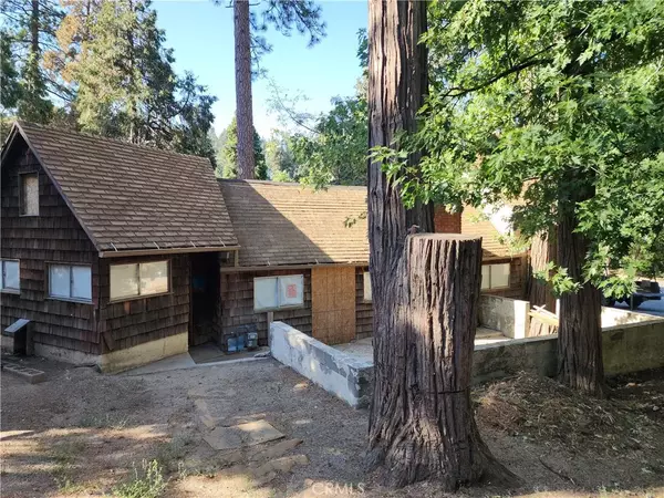 Crestline, CA 92325,23750 Shady Lane
