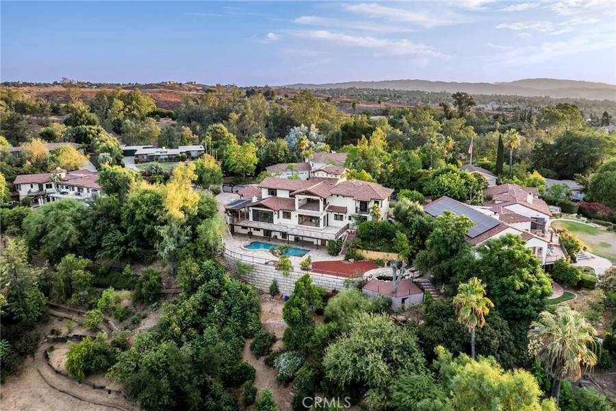 204 Saint Catherine Street, Redlands, CA 92374