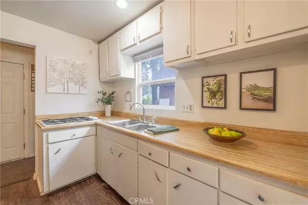 Sugarloaf, CA 92386,463 Holmes Lane