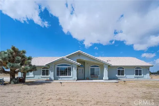 10470 Arrowhead Road, Phelan, CA 92371