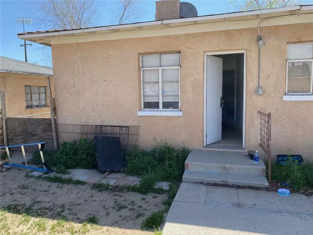 Victorville, CA 92395,16790 Merrill Street