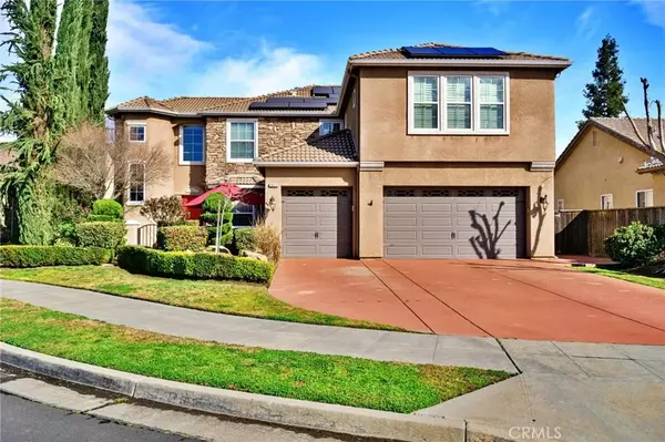 2413 Whitmore Avenue, Clovis, CA 93619