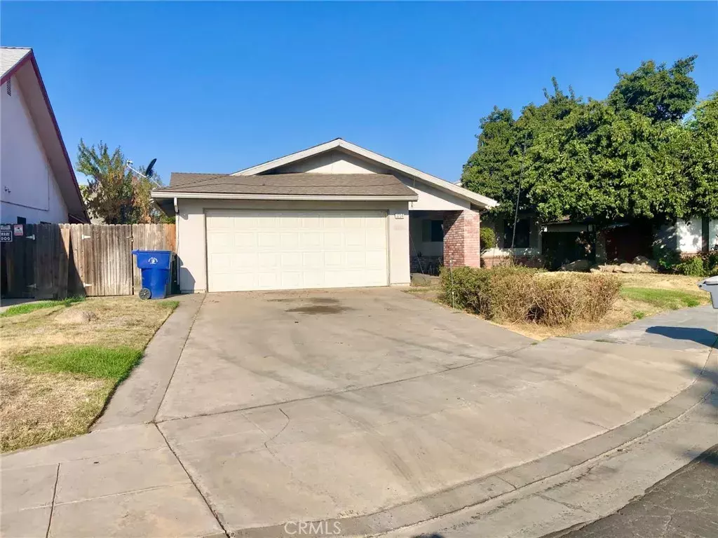 Clovis, CA 93612,3734 Manila Avenue