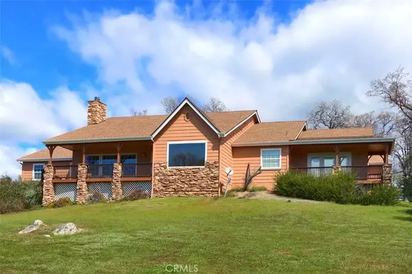 47587 Miami Highlands Drive, Oakhurst, CA 93644