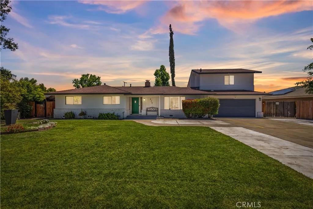 925 S Purdue Avenue, Fresno, CA 93727