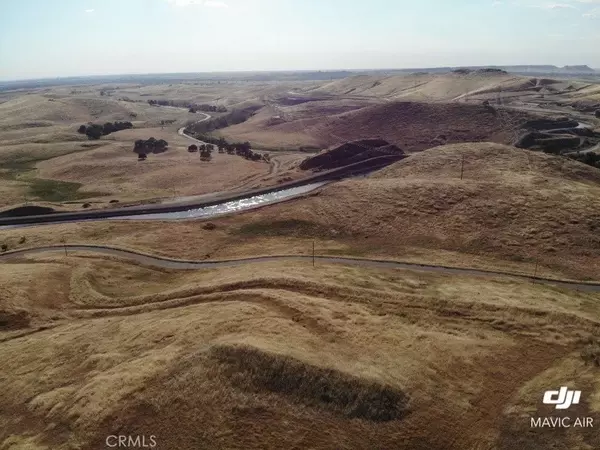5 Acre Lot Summit Crest, Clovis, CA 93619