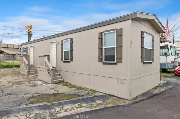 1719 W Olive West #31, Fresno, CA 93728