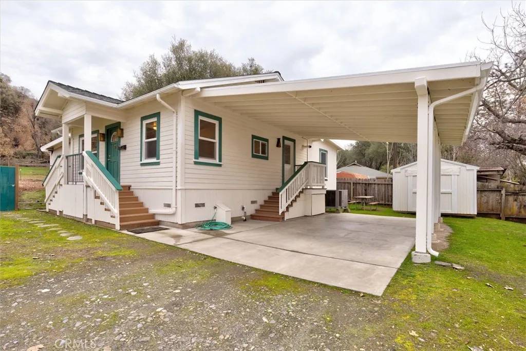 Mariposa, CA 95338,5138 Jones Street #A