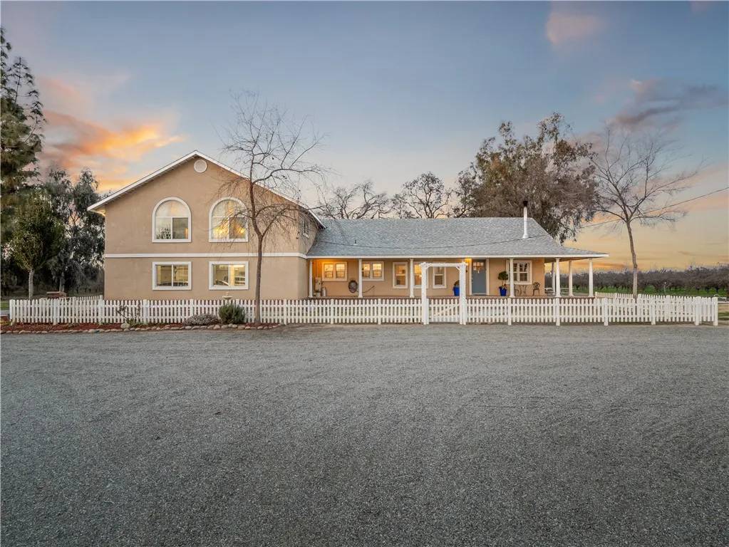 730 W Wood Avenue, Riverdale, CA 93656