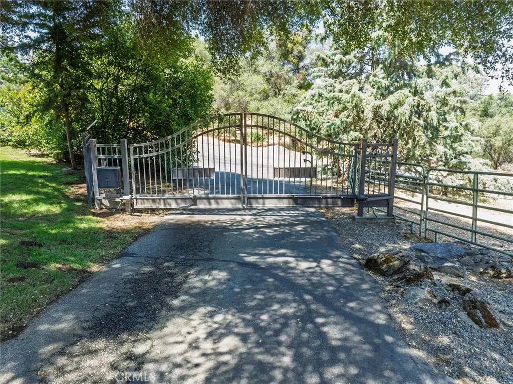 Coarsegold, CA 93614,36515 Wells Road