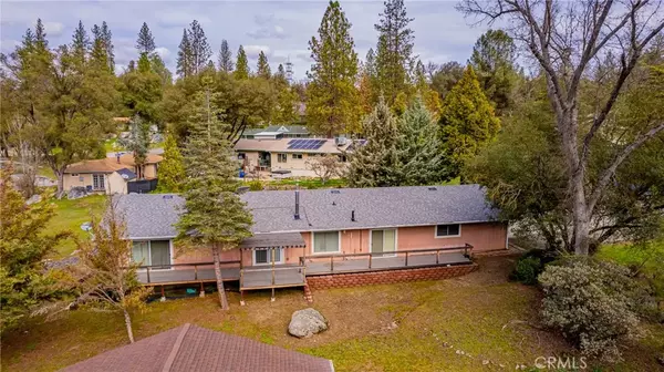40276 Redbud Drive, Oakhurst, CA 93644