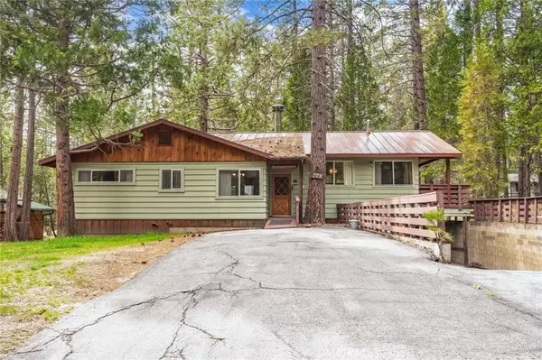 2643 E Bruce Road, Wawona, CA 95389