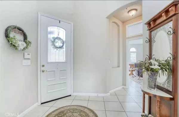 Clovis, CA 93611,2458 Warner Avenue