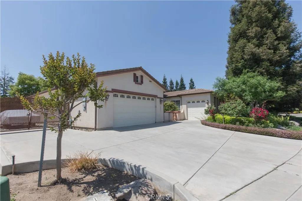 Clovis, CA 93619,1490 N Dewitt Avenue