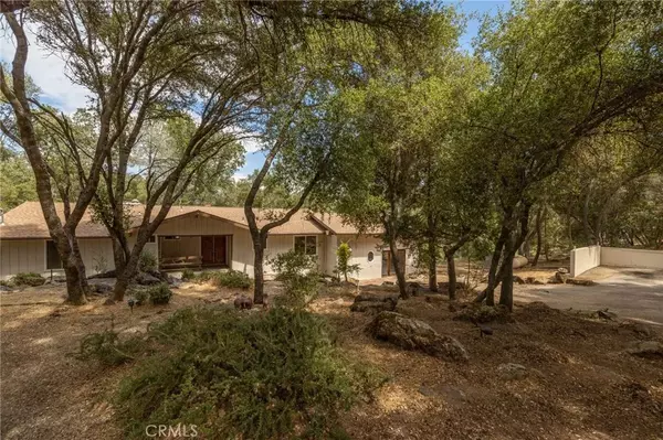 32413 Chickasaw Road, Coarsegold, CA 93614