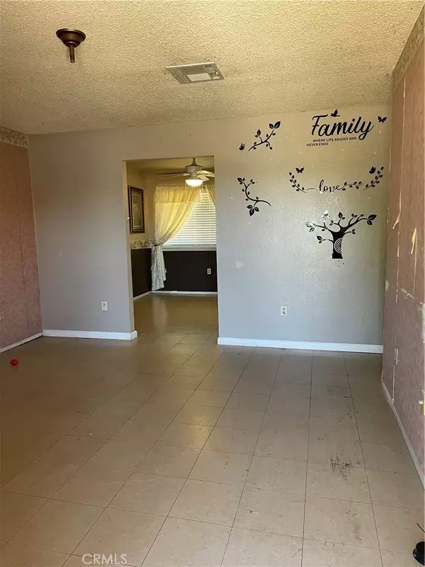Parlier, CA 93648,13499 Amigo Avenue