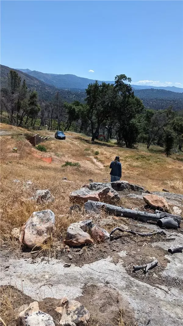 Mariposa, CA 95338,4548 Triangle