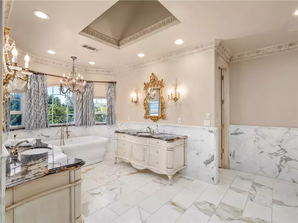 Clovis, CA 93619,6550 N Blackhawk Lane