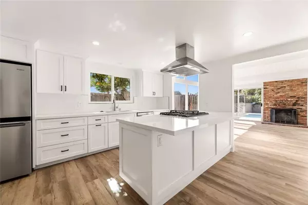 Rancho Palos Verdes, CA 90275,2038 Noble View Drive