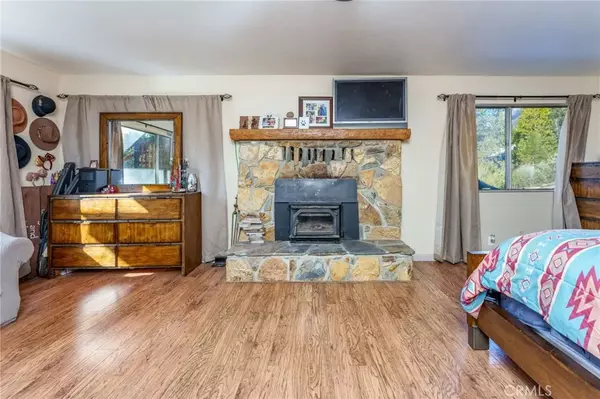 Mariposa, CA 95338,5717 Mono Court