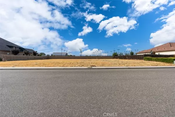 2537 E Prestwick, Clovis, CA 93730