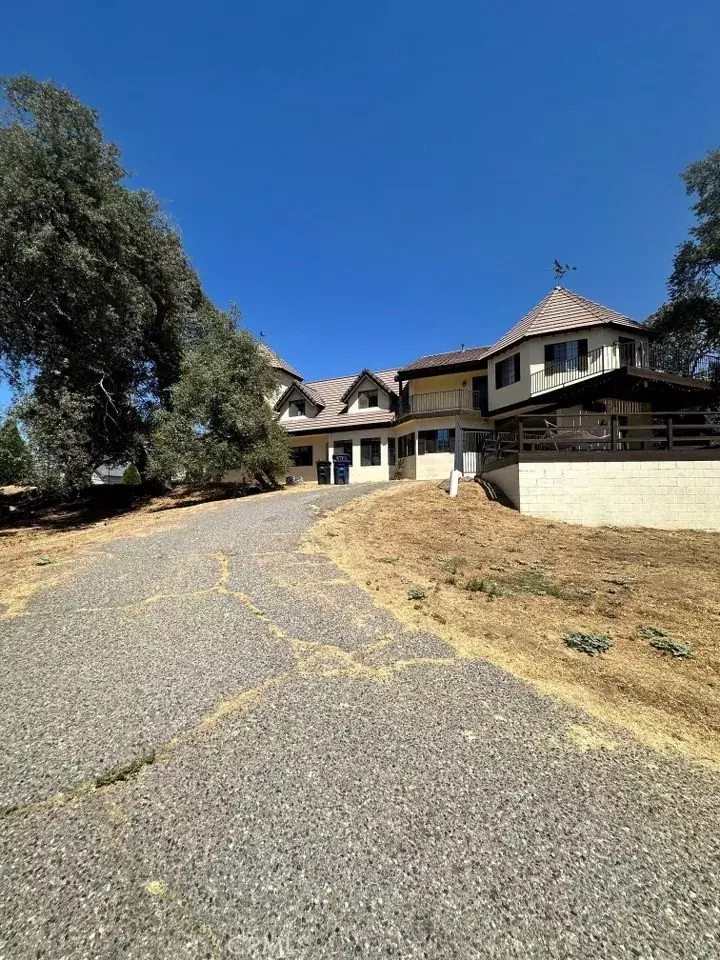 Oakhurst, CA 93644,40570 Griffin Drive