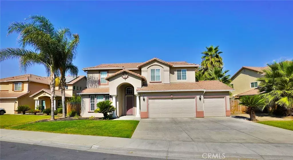 1095 Paradise Drive, Lemoore, CA 93245