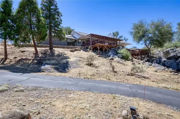 30850 Yosemite, Coarsegold, CA 93614