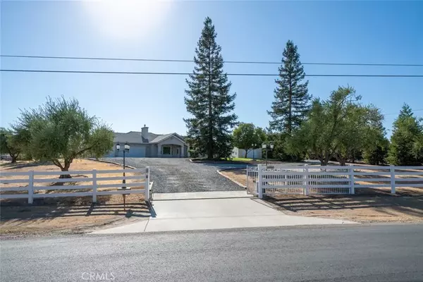 16860 Monreal Road, Madera, CA 93636