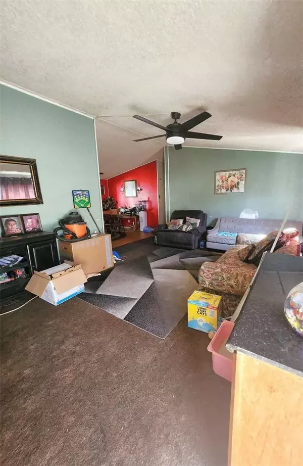 Ontario, CA 91761,1855 E Riverside #388