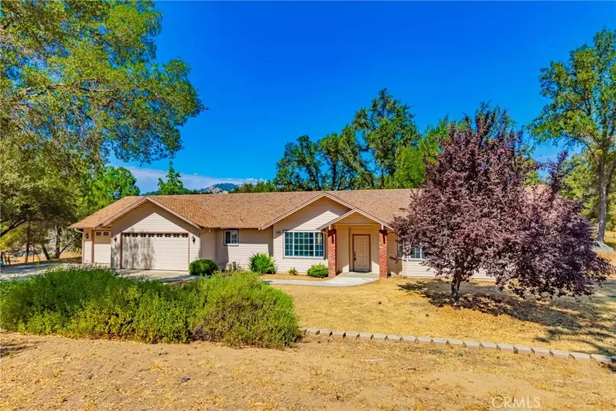 41028 Shandee Lane, Ahwahnee, CA 93601
