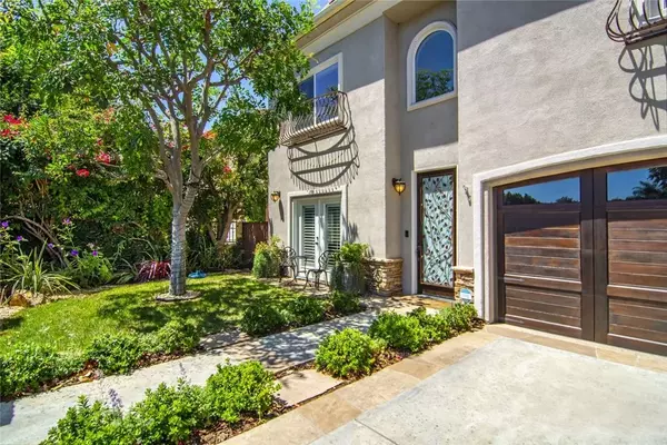 Encino, CA 91436,4941 Aqueduct Avenue