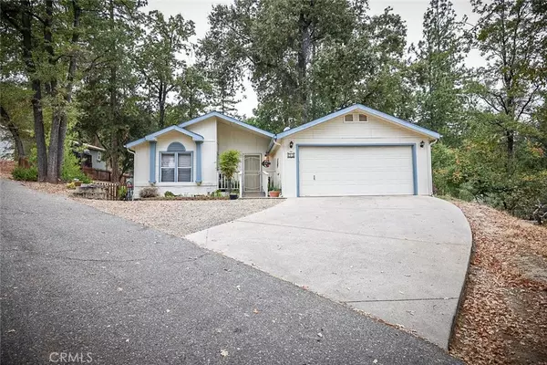 Oakhurst, CA 93644,43555 Highway 41 #A3