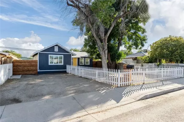 Bakersfield, CA 93308,1209 Woodrow Avenue