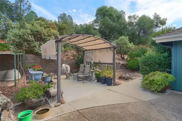 Oakhurst, CA 93644,51648 Coyote Ridge
