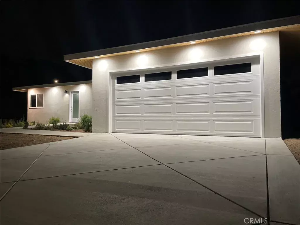 Sun Valley, CA 91352,9231 Elben Avenue