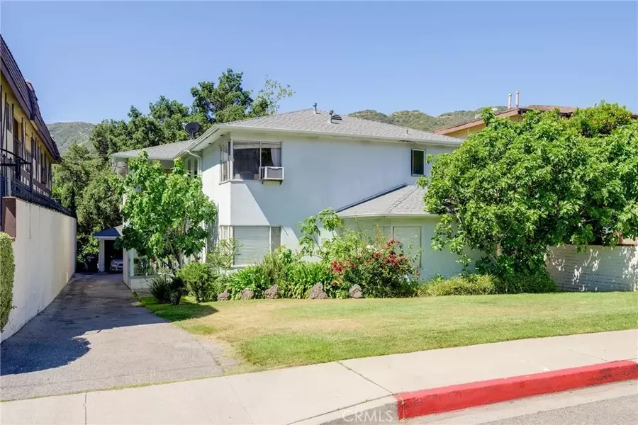 3222 Honolulu Avenue, Glendale, CA 91214