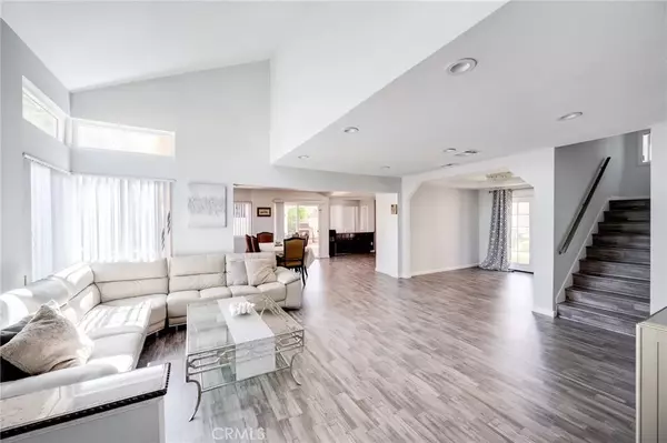 Newhall, CA 91321,26152 Golden Glen Court