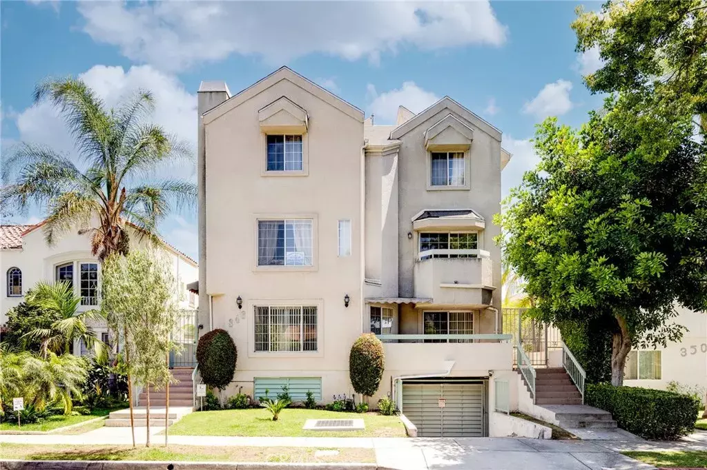 Glendale, CA 91203,346 W Wilson Avenue #2