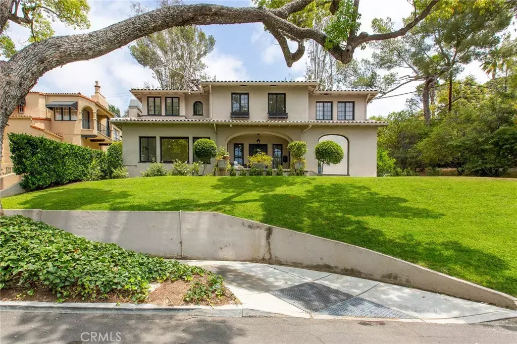 Glendale, CA 91202,815 W Mountain Street