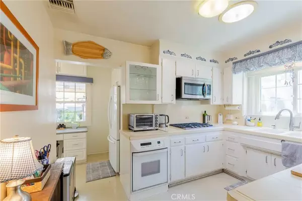 North Hollywood, CA 91601,5048 Cartwright Avenue