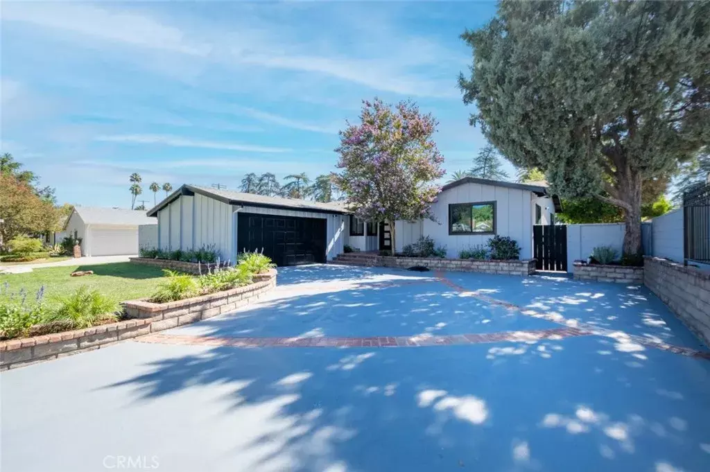 West Hills, CA 91307,6566 Sausalito Avenue