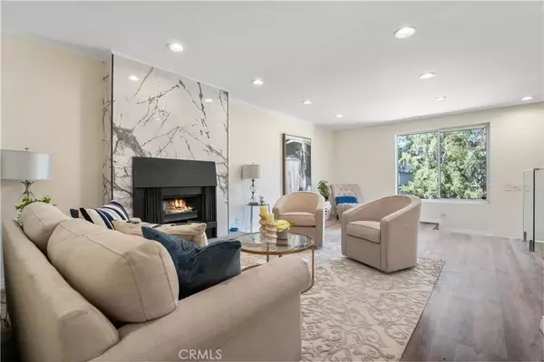 Studio City, CA 91604,4660 Coldwater Canyon Avenue #2