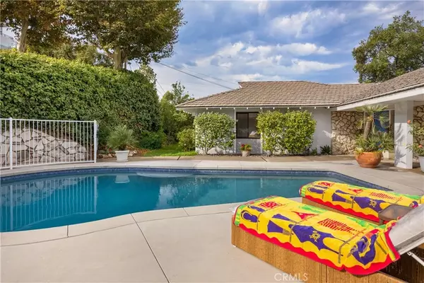 La Canada Flintridge, CA 91011,727 Waldorf Road