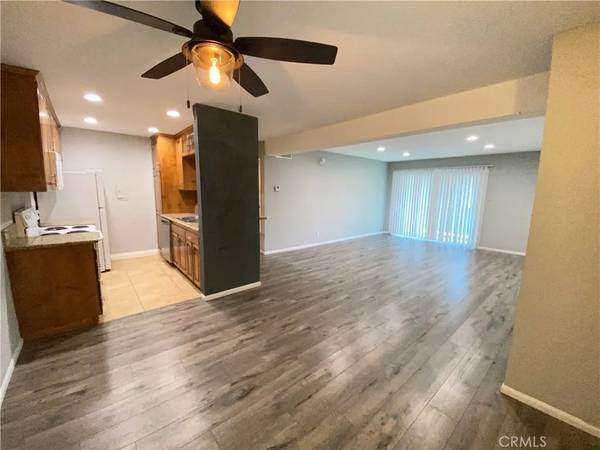 Encino, CA 91316,5460 White Oak Avenue #A215